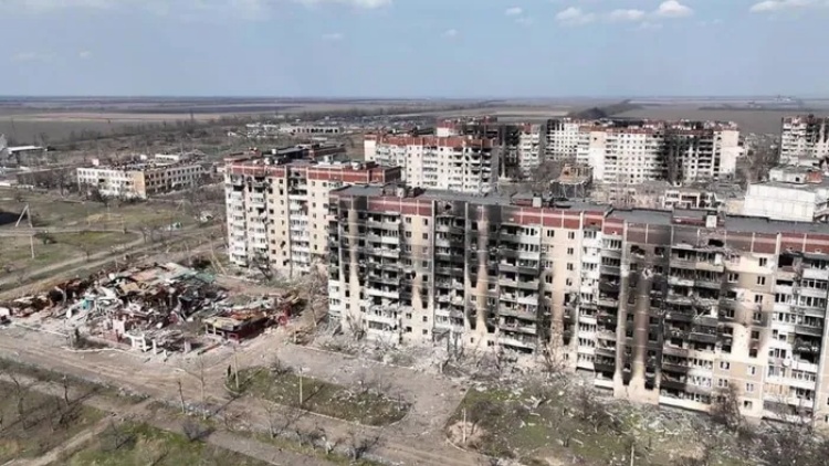 Nga thọc sườn phá nát phòng tuyến Ugledar, Ukraine thừa nhận tình hình nguy cấp