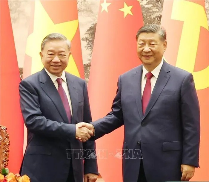 Tổng Bí thư, Chủ tịch nước Việt Nam và Trung Quốc chứng kiến Lễ ký các văn kiện hợp tác giữa hai nước