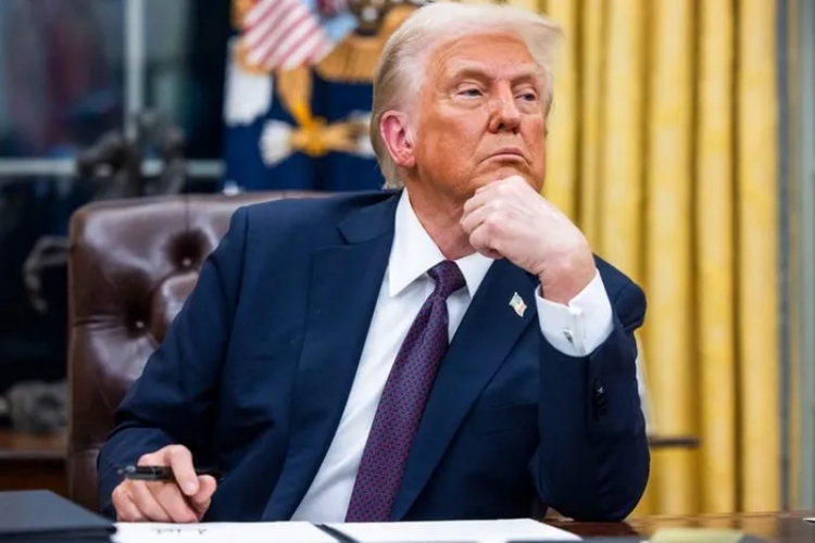 Sửa hiến pháp để ông Trump làm tổng thống nhiệm kỳ 3 là đề xuất bất khả thi?