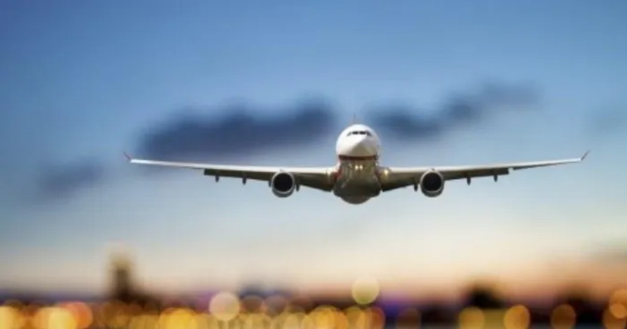 Iran sắp tập trận, cảnh báo các hãng hàng không tránh bay vào không phận