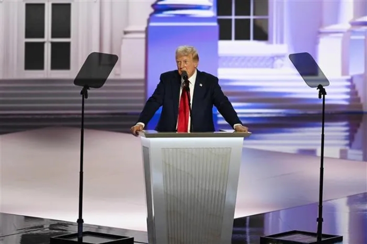 Iran kêu gọi ông Trump thay đổi chính sách 'sức ép tối đa'