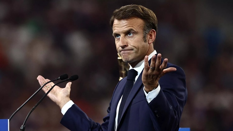 Pháp chấp thuận khởi động thủ tục luận tội Macron