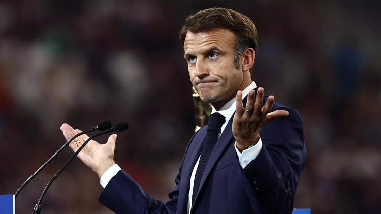 Khả năng lật đổ chính phủ đặt ra nghi vấn về việc ông Macron từ chức