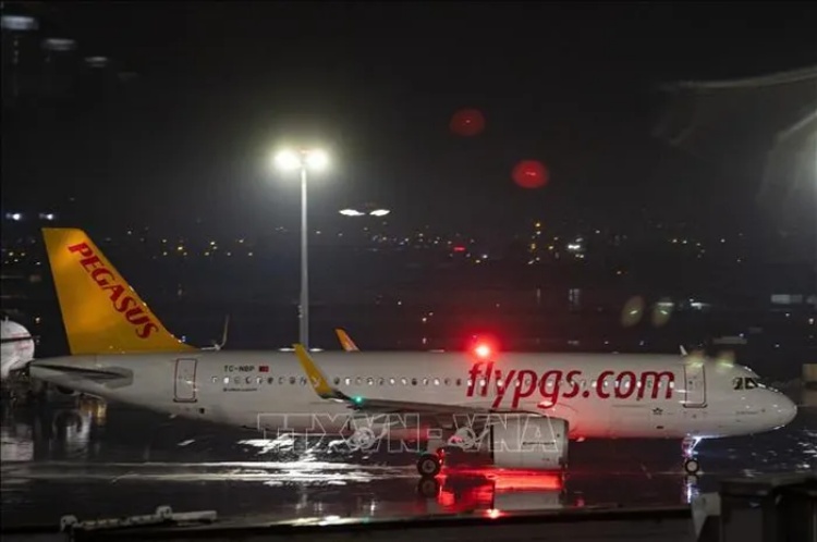 Máy bay từ Nga đi Thổ Nhĩ Kỳ phải hạ cánh khẩn cấp