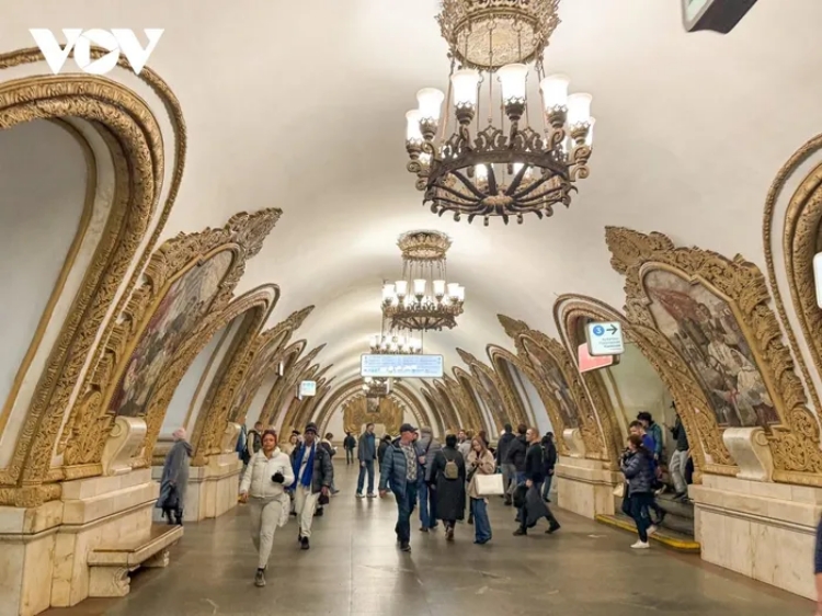 Vẻ đẹp xuyên thời gian từ Moscow đến Saint Petersburg