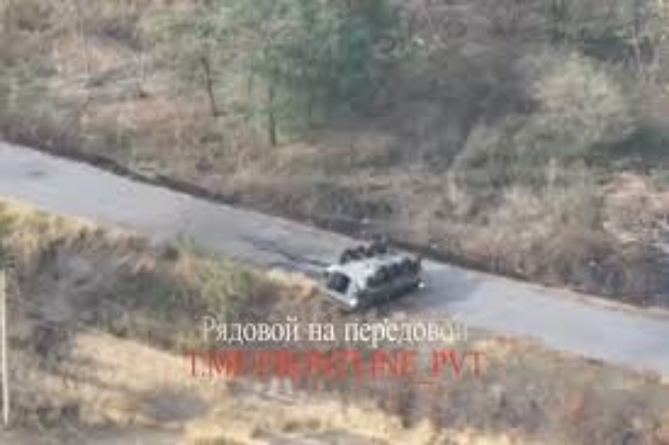 Nga dội bom lượn xóa sổ nhiều đơn vị Ukraine, biên giới Kursk chìm trong lửa đạn