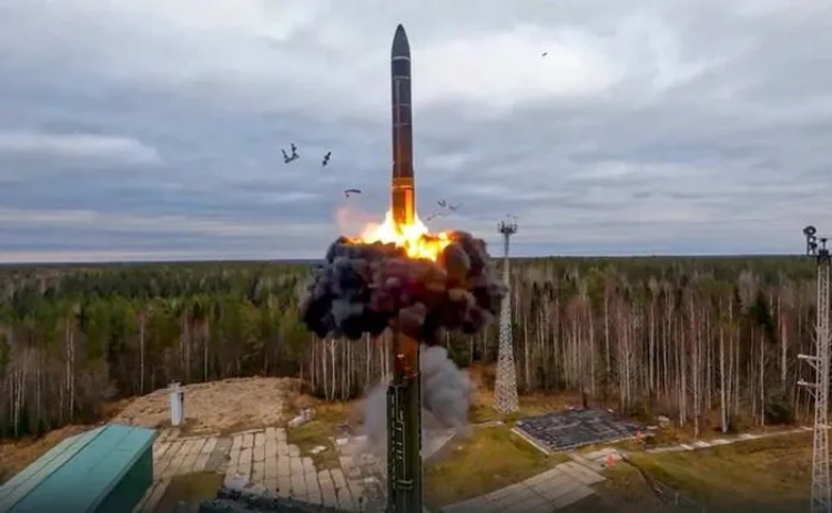 Nga triển khai siêu tên lửa RS-26 vào Ukraine?