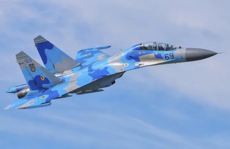 Phi công Việt Nam nhận định Su-27 bay dễ