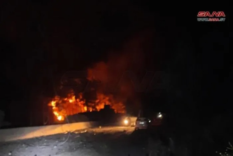 Israel không kích Syria, 4 người thiệt mạng