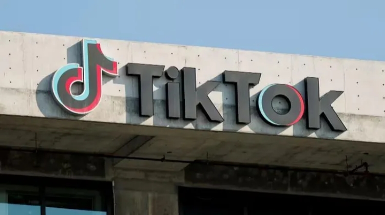 TikTok 'tắt máy' ở Mỹ, nhiều đề nghị mua vào phút chót được tiết lộ