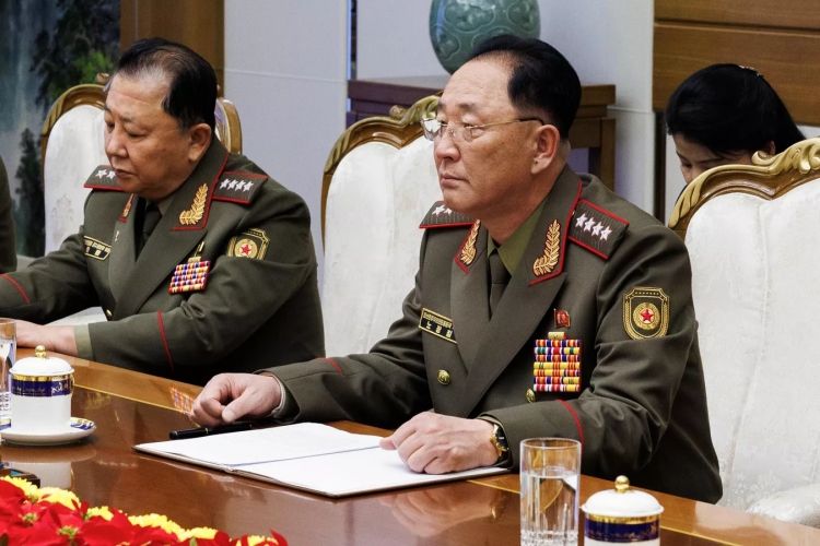 Bộ trưởng Quốc phòng Triều Tiên chúc Nga chiến thắng