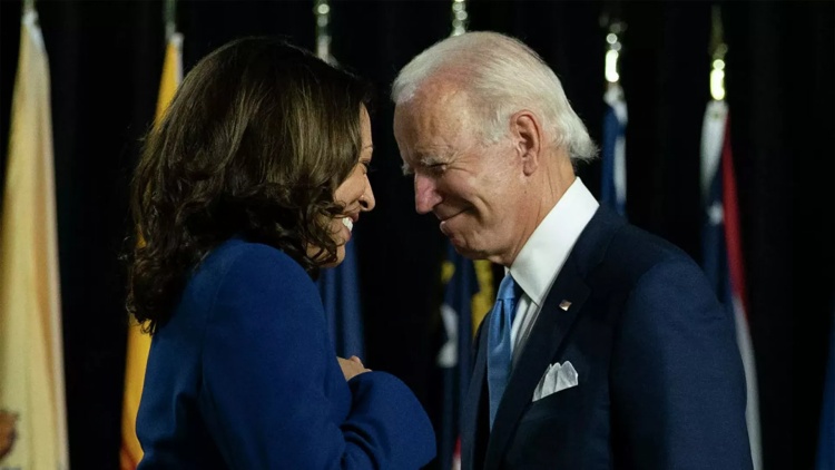 Trump có thể bắt Biden và Harris nếu thắng