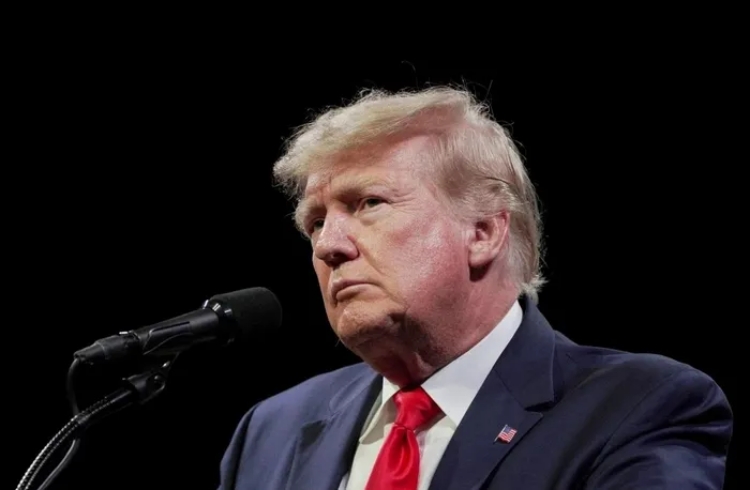 Từ chối tiếp nhận người di cư bị trục xuất, Colombia bị ông Trump trừng phạt