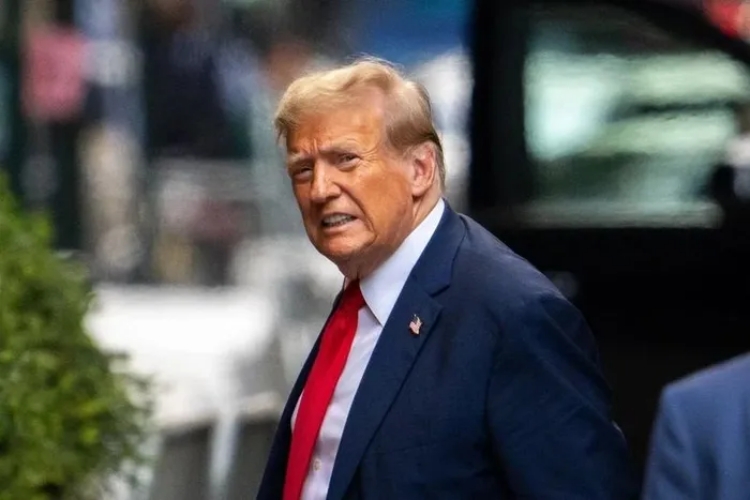 Ông Trump ủng hộ Elon Musk trong tranh cãi nội bộ cánh hữu về thị thực lao động
