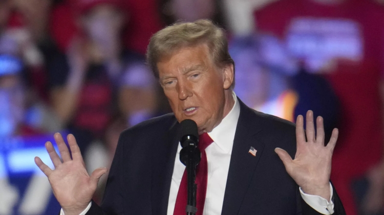 Các đối thủ của Trump vẫn chưa từ bỏ nỗ lực loại bỏ ông