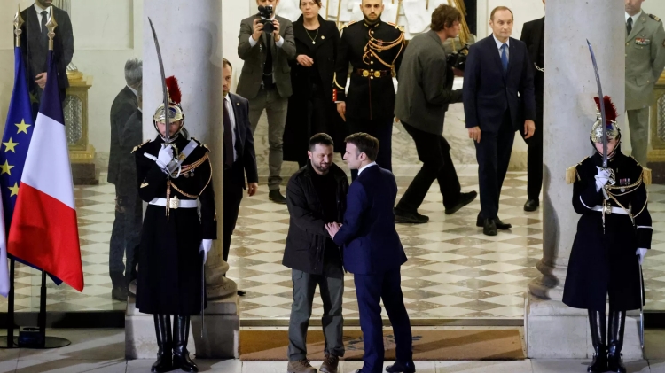 Nhóm của Trump cho rằng Zelensky nên rời khỏi Ukraina