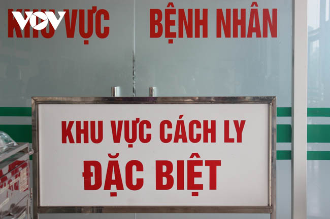 Lịch trình di chuyển dày đặc của công chứng viên mắc Covid-19 ở Hà Nội