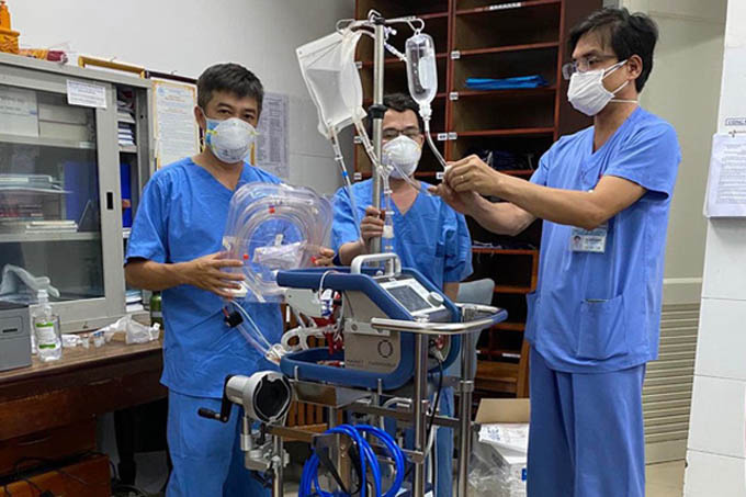 Video: Sức khỏe hai bệnh nhân 416 và 418 chuyển biến xấu
