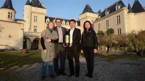 Bí ẩn lời nguyền lâu đài cổ của ba chủ nhân tỷ phú đều chết thảm vì tai nạn máy bay