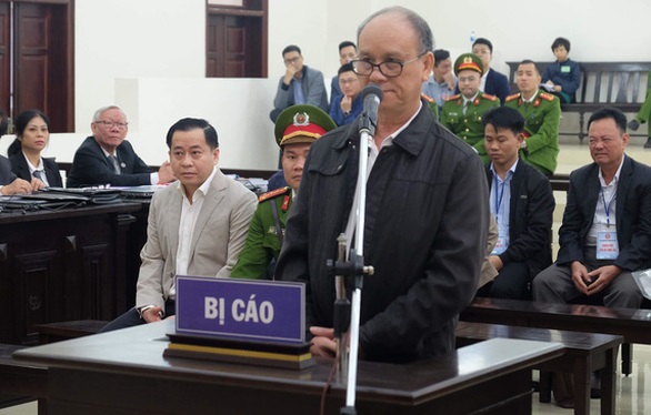 Bị cáo khai quen biết Vũ 'nhôm' từ thời làm nhôm kính