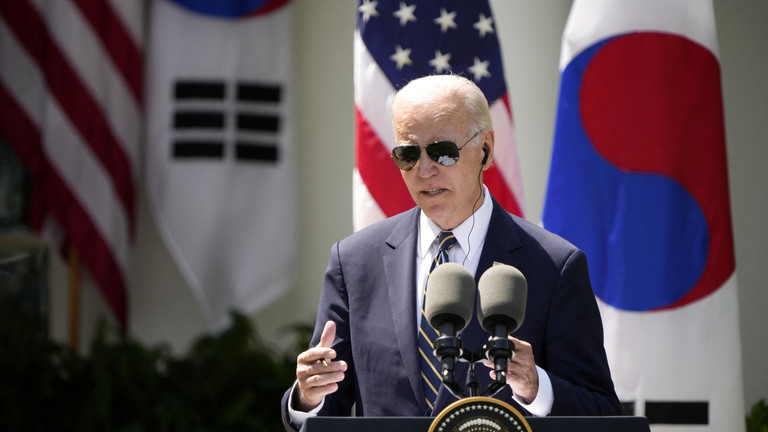 Báo cáo của Gallup: Tỷ lệ ủng hộ đối với Tổng thống Biden thấp kỷ lục