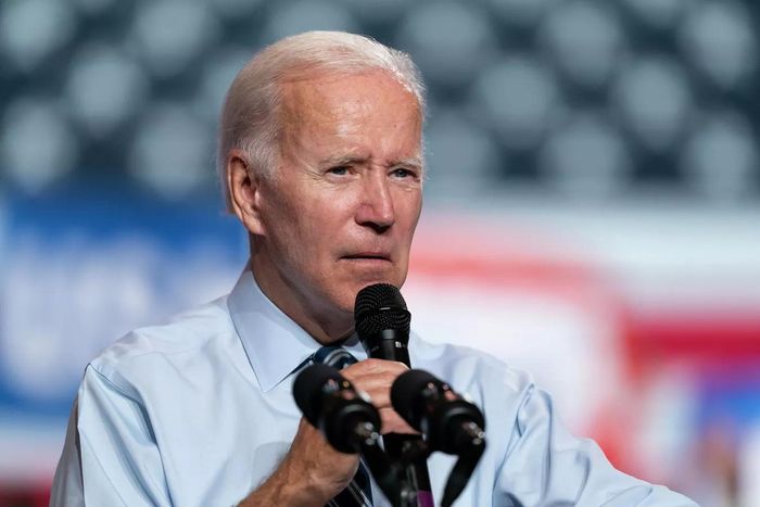 Sau hàng loạt vụ xả súng, ông Biden kêu gọi hành động mạnh tay