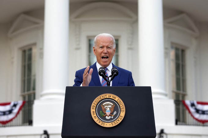 Ông Biden không muốn tranh luận nếu Tổng thống Trump vẫn mắc Covid-19