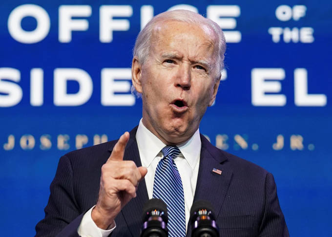 Ông Biden gọi người xông vào Điện Capitol là 'khủng bố'