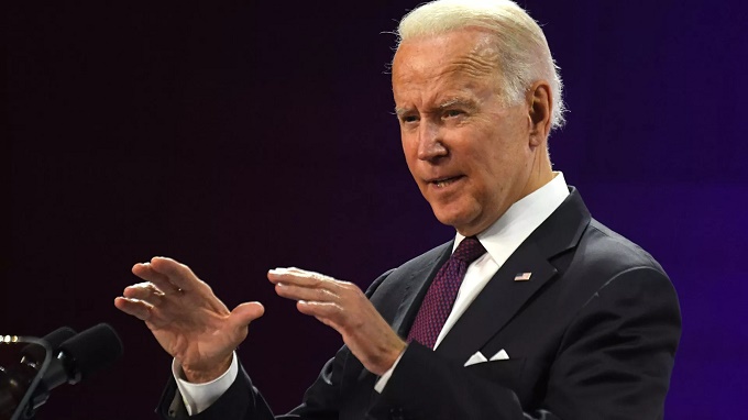 'Trăng mật' đã hết với Tổng thống Biden