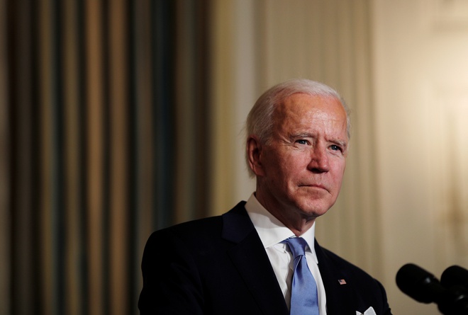 Ông Biden tiếp quản Twitter tổng thống Mỹ nhưng mất người theo dõi