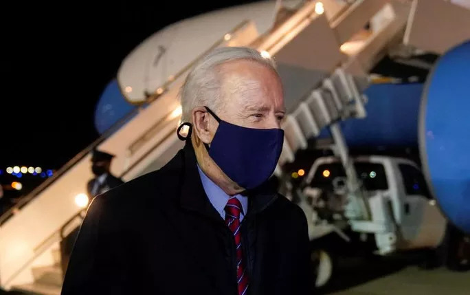 Tổng thống Biden muốn cắt đặc quyền của ông Trump
