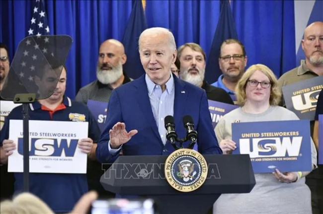 Bầu cử Mỹ: Đảng Dân chủ chia rẽ sau màn tranh luận của Tổng thống Biden