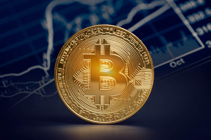 Quỹ quản lý tài sản 45 tỷ USD đầu tư vào Bitcoin – BTC vượt mốc 42.000 USD