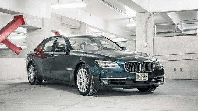 BMW 760Li: Cái tên nói lên tất cả