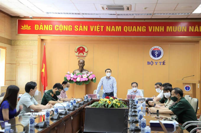 Bộ Y tế thông tin cuộc họp khẩn cấp của Hội đồng đạo đức về vaccine Nano Covax