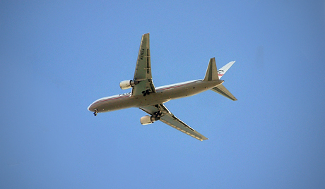 Máy bay Boeing 767 chở người Nga suýt bị rơi tại không phận Afghanistan