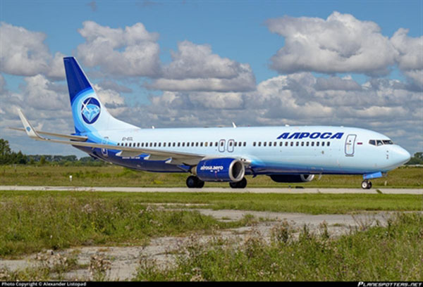 Thêm một máy bay chở theo 106 người của Boeing gặp sự cố giữa trời Nga
