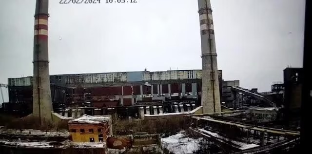Mục tiêu quân sự Ukraine bị Nga không kích bằng bom FAB-1500, khói bụi bốc cao hàng trăm mét
