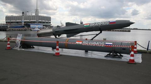 BrahMos-2, vũ khí siêu thanh trong mơ