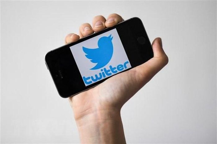 Twitter thông báo khóa tài khoản của một loạt nhà báo nổi tiếng