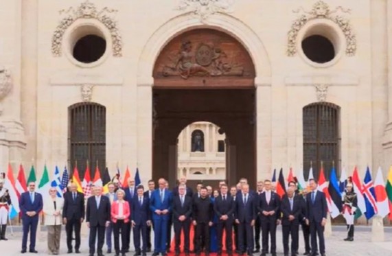 Bulgaria rút khỏi liên minh ủng hộ Ukraine