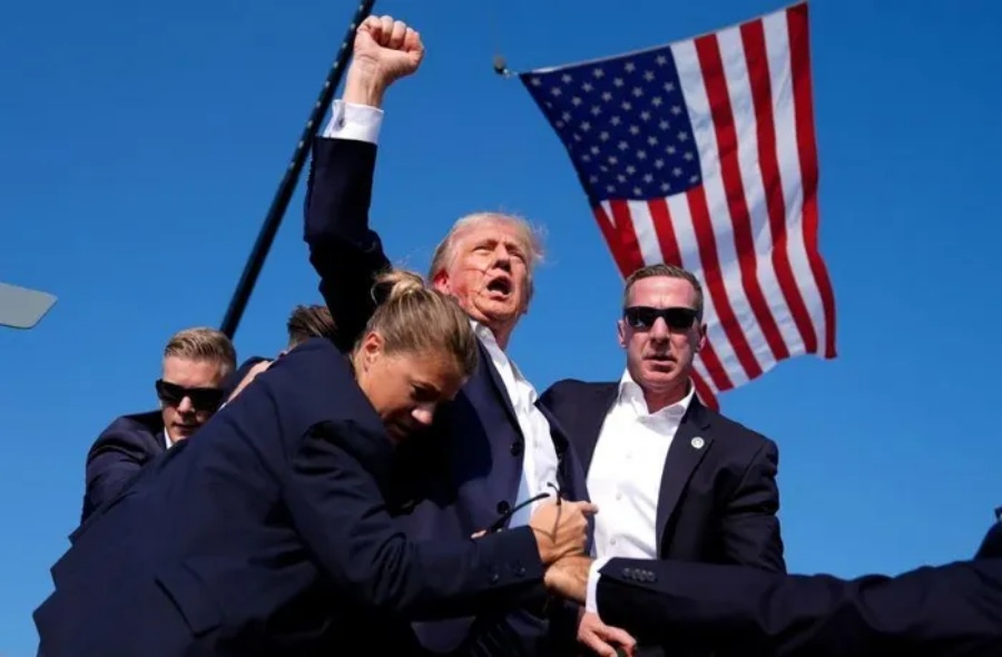 Trump kể về trải nghiệm 'siêu thực' khi bị bắn, nói rằng ông 'lẽ ra đã chết'