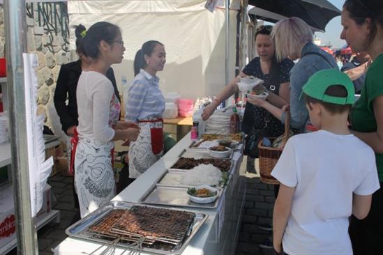 Người Séc “mê” bún chả Việt Nam