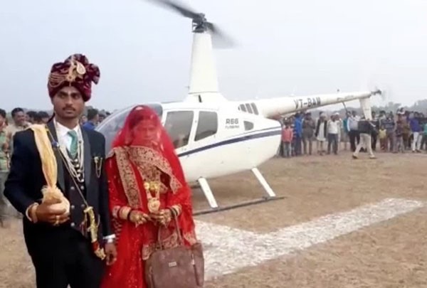 Chú rể dùng trực thăng rước dâu cách nhà 35 km