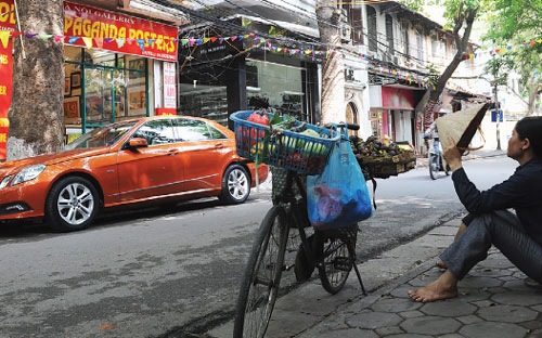 Cuộc chiến giá xe: Doanh nghiệp nhập ôtô “phản pháo”