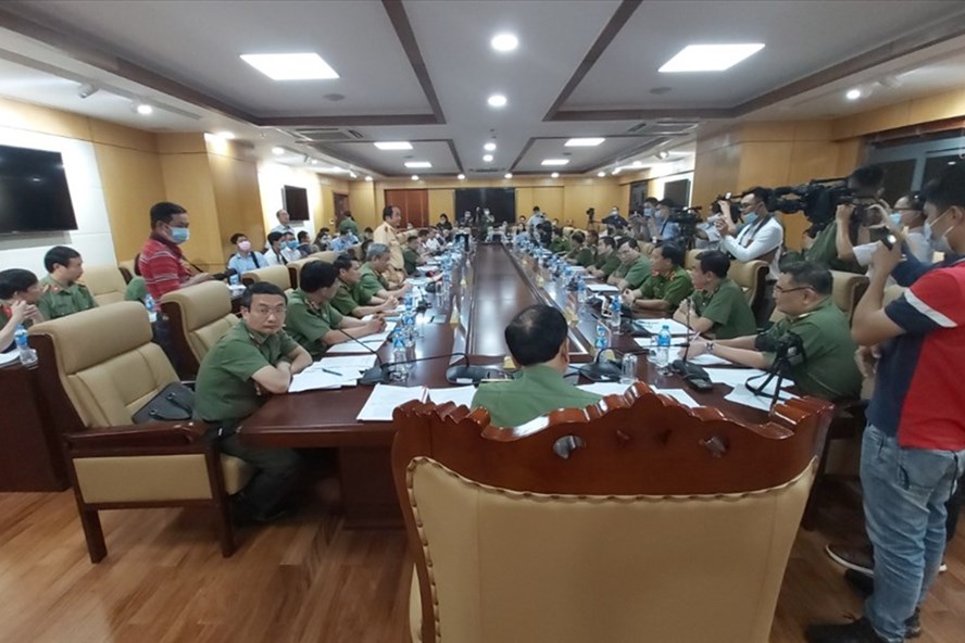 Vụ công an phường nhận tiền của tội phạm: Công an TPHCM đình chỉ 25 cán bộ