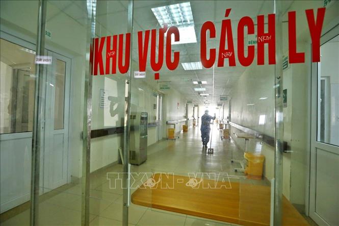 Tăng cường kiểm soát người ra, vào các khoa xung yếu tại bệnh viện