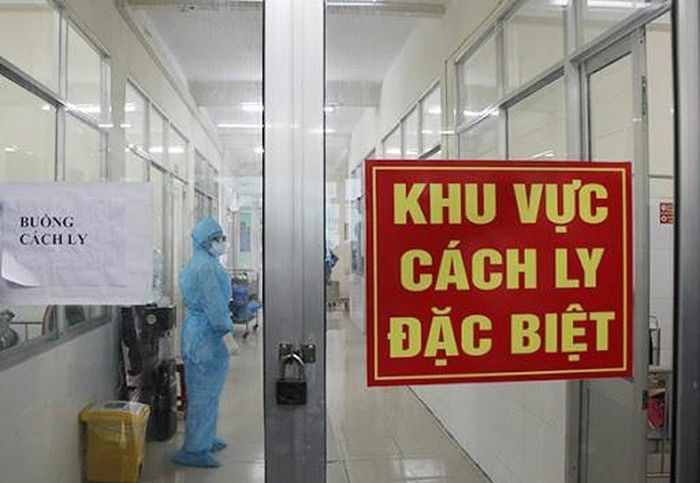 Chiều 24/11, có 2 chuyên gia Ấn Độ và 2 người Việt Nam mắc COVID-19