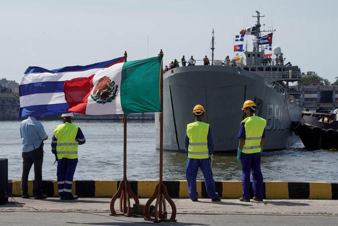 Cuba nhận vật tư y tế từ Mexico, Nga, Bolivia