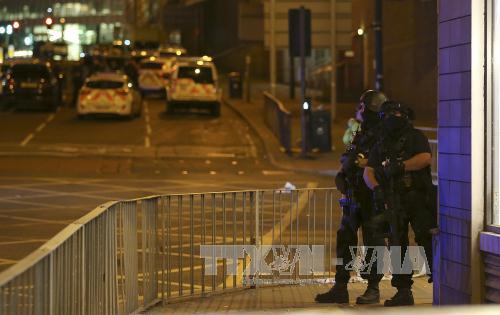 Sau vụ nổ ở Anh, nhiều nước tăng cường an ninh cho các sự kiện công cộng